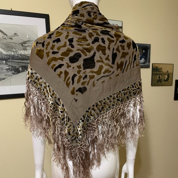 Vintage wrap crushed velvet with fringe - Picture 2 of 3